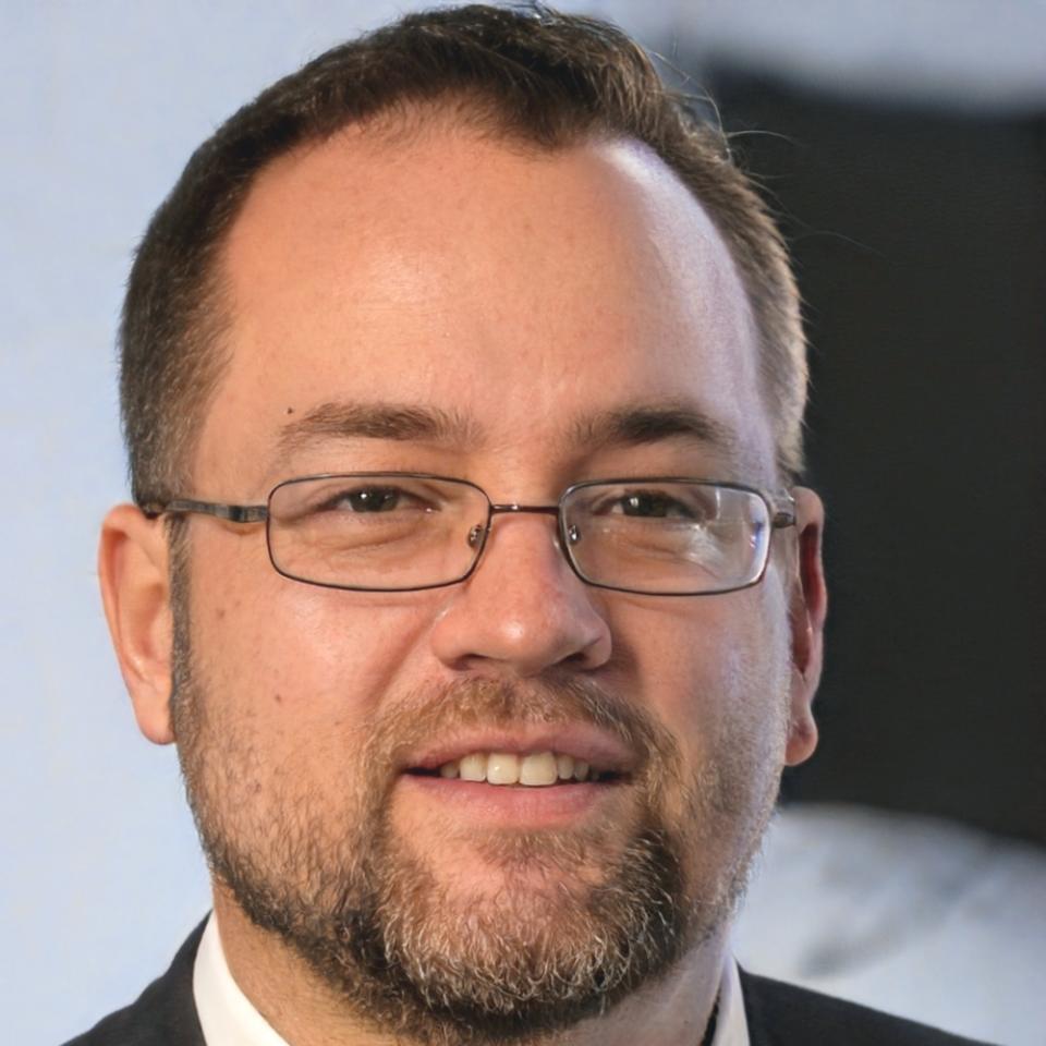 Милош Радованович - выпускник курса